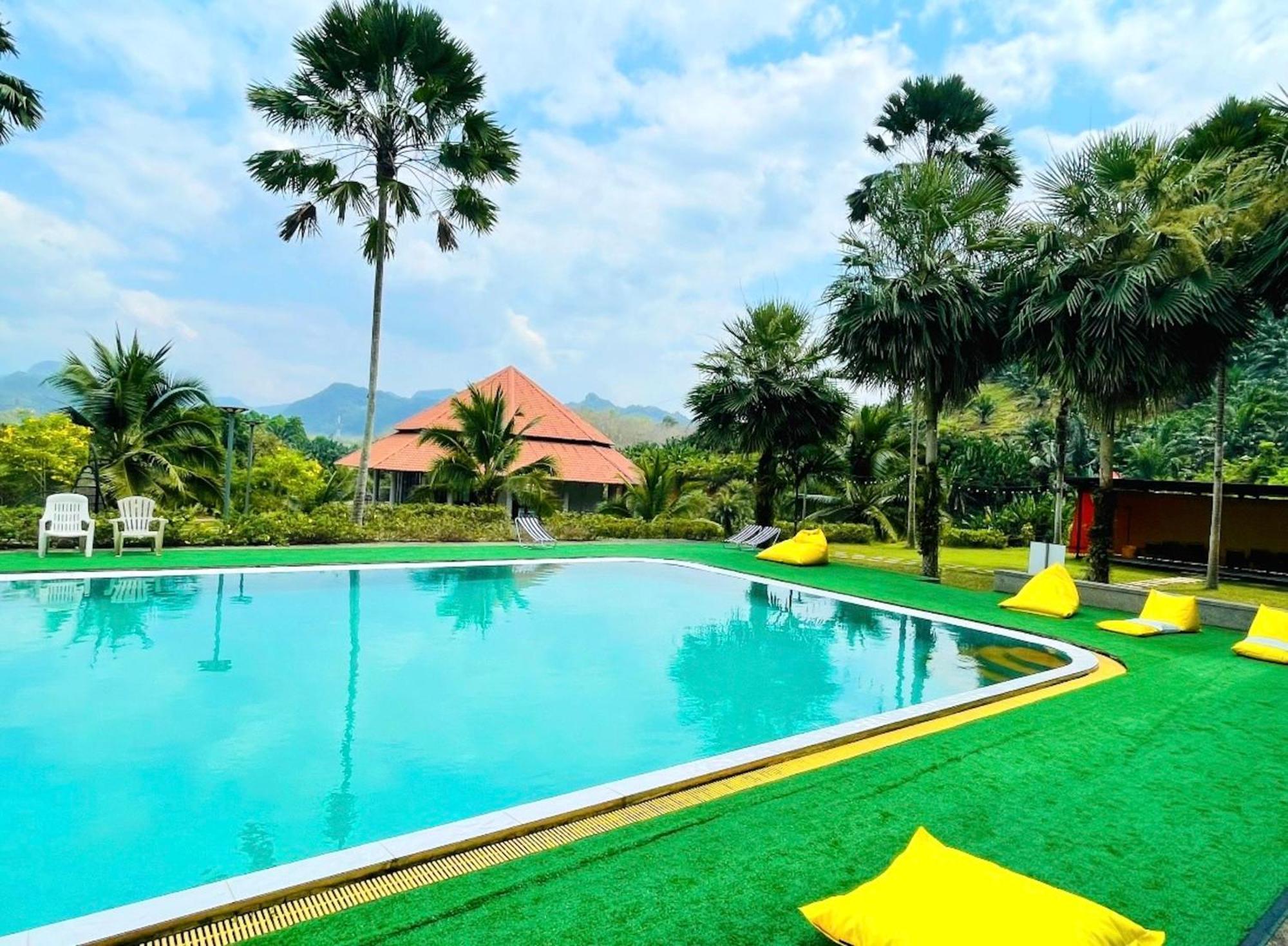 Takhun Mountain View Bed & Breakfast Ban Tha Khun Bagian luar foto