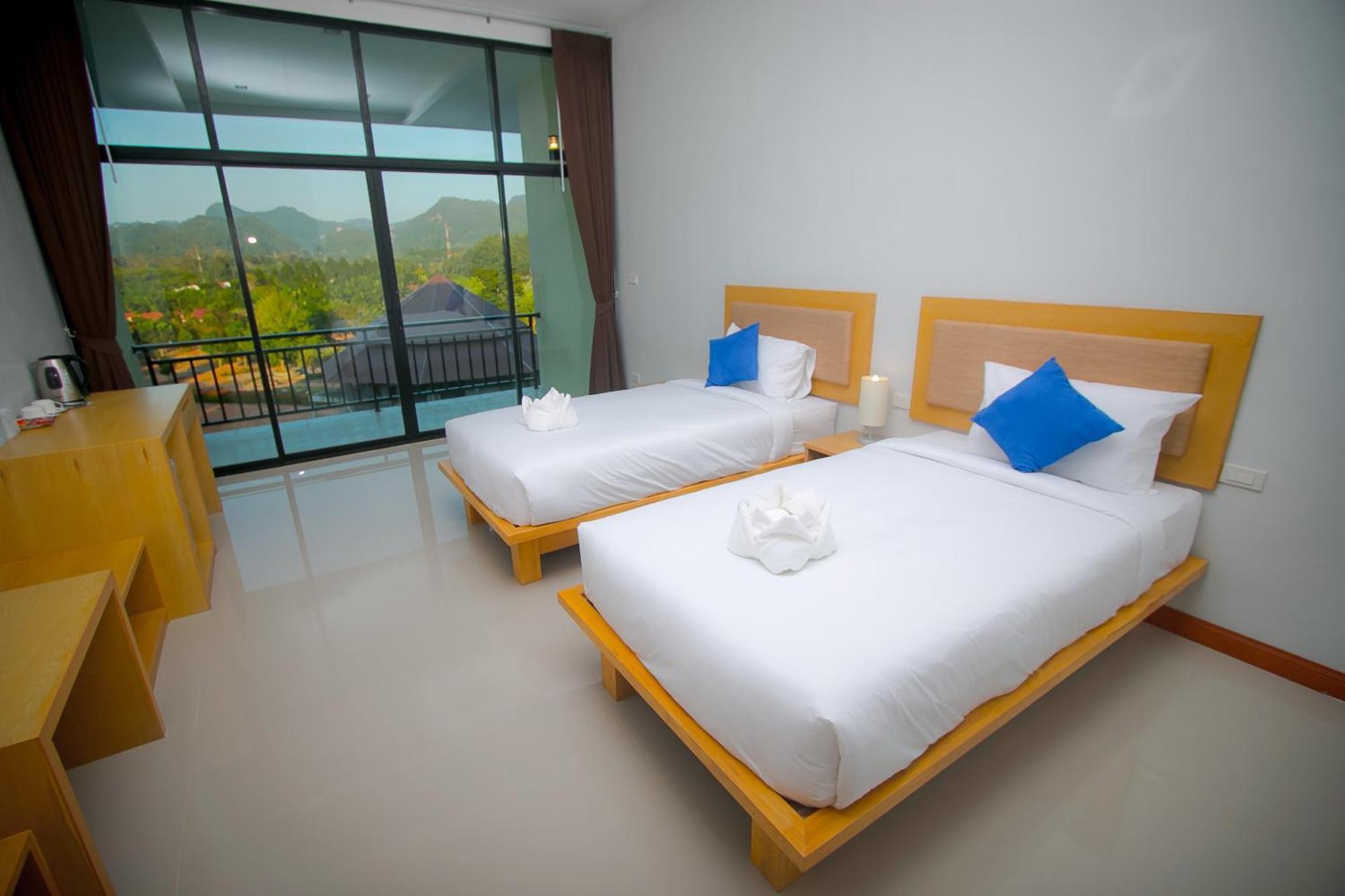 Takhun Mountain View Bed & Breakfast Ban Tha Khun Bagian luar foto