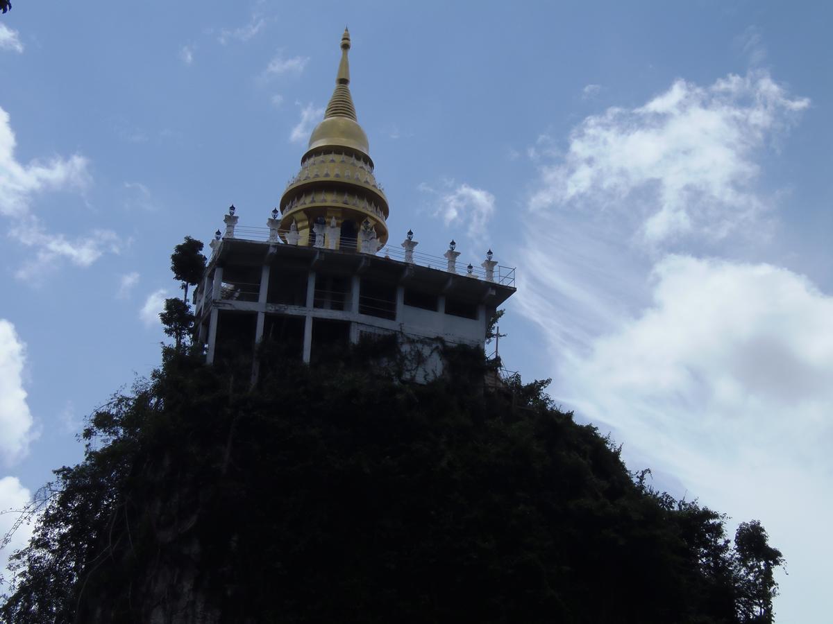 Takhun Mountain View Bed & Breakfast Ban Tha Khun Bagian luar foto